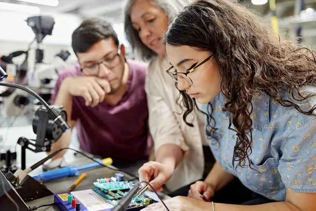 High schoolers say school counselors emphasize college pathways, not CTE