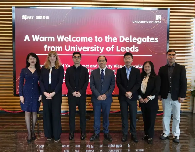 利兹大学常务副校长到访新东方总部 共话英国留学新趋势与合作新机遇