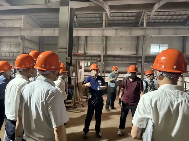 微言教育、新华社客户端、《瞭望》:工程专业学位校准 “实践...