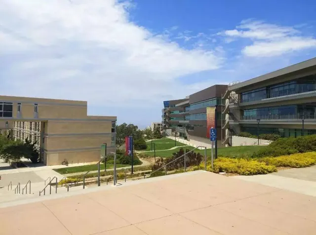 走进美国名校之美国加州大学圣地亚哥分校