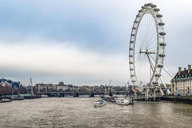 London Mayor teams up with unis to welcome international students
