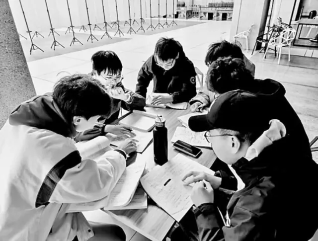 光明日报：大学英语课如何满足今日之需