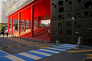 In France, there are many public and private institutes of higher education open to foreign students.