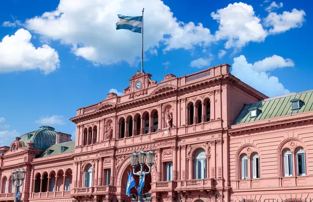 Argentinian universities on strike as Milei dodges funding law