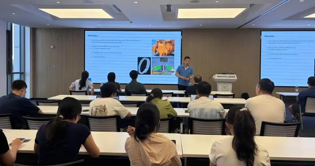 德国亚琛工业大学赵力东教授为北航师生做《解析涂层在动态密封方面的应...