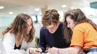 ESSEC携手巴黎中央理工学院与纽约哥伦比亚大学联合推出全新商业分析和数据科学双学位课程