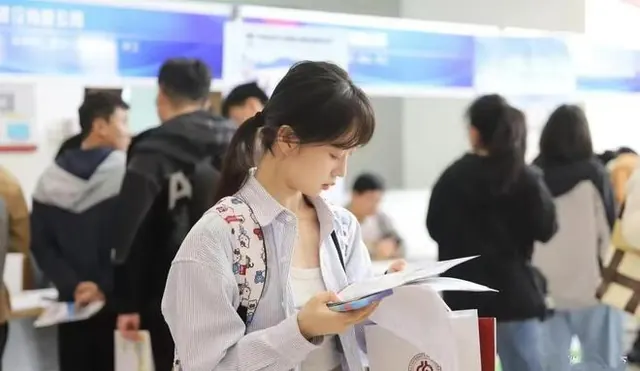 2026年就业率最高的8个专业，会计学专业竟然落榜！