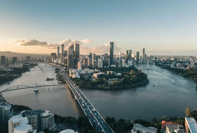 Analysis predicts only moderate university fee increases for international students in Australia for 2027