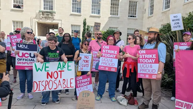 UK universities face autumn of chaos as ‘prolonged’ strikes planned