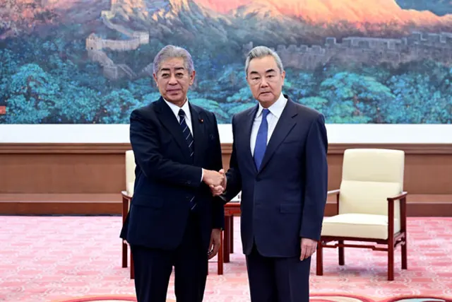 驻日本大使馆举办在日中国留学生迎中秋庆国庆联欢会