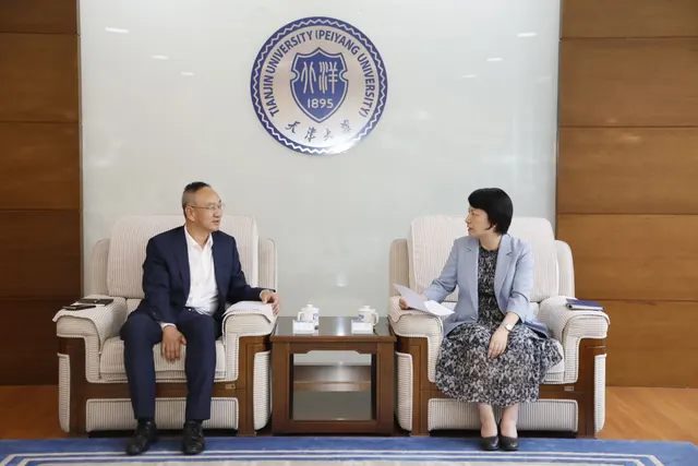 中国建筑第八工程局有限公司总工程师亓立刚一行来访天津大学