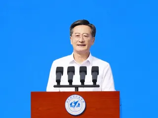 人民网：北京航空航天大学校长王云鹏：做一株向下扎根的竹子