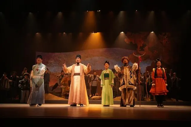 湖北省高校首部原创正歌剧《敦煌太守》在中南民族大学首演