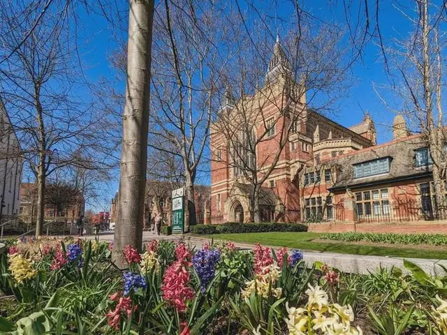 点击就送的几所QS前百英国大学!